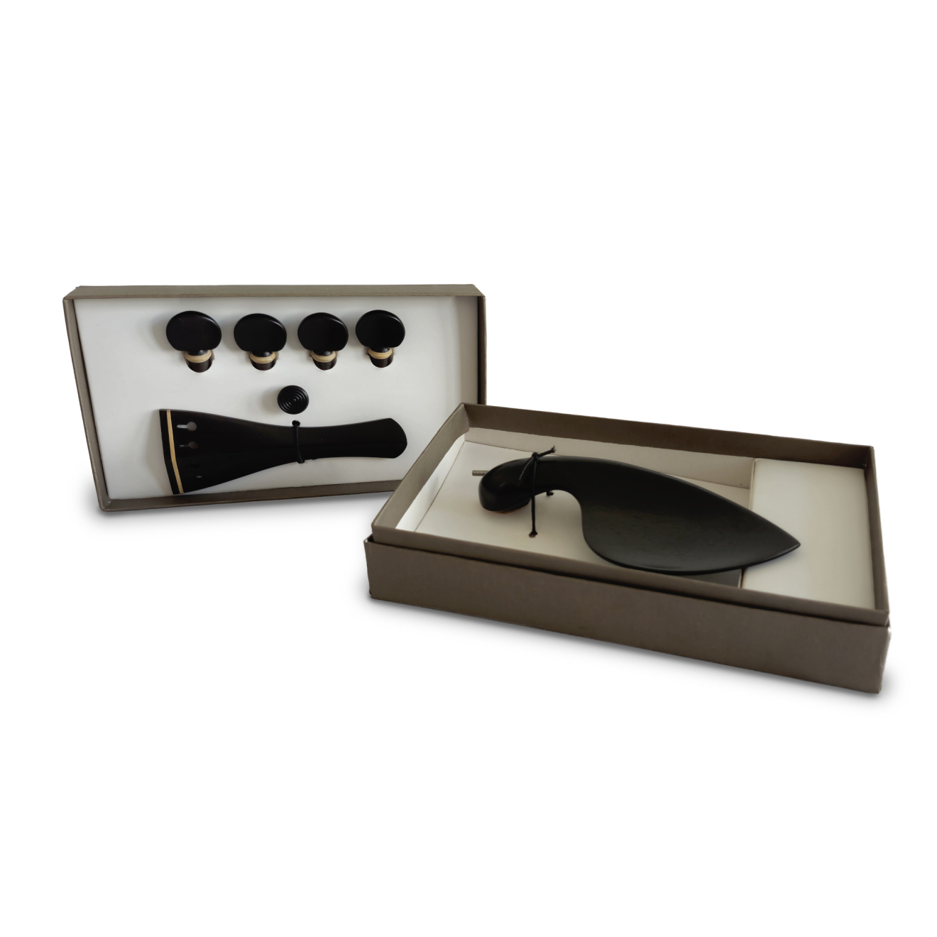 Petz fittings violin, ebony with beige collar and saddle