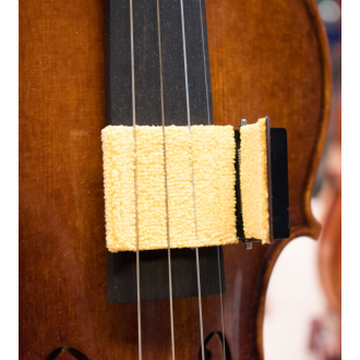 Tonegear string cleaner clip for violin and viola